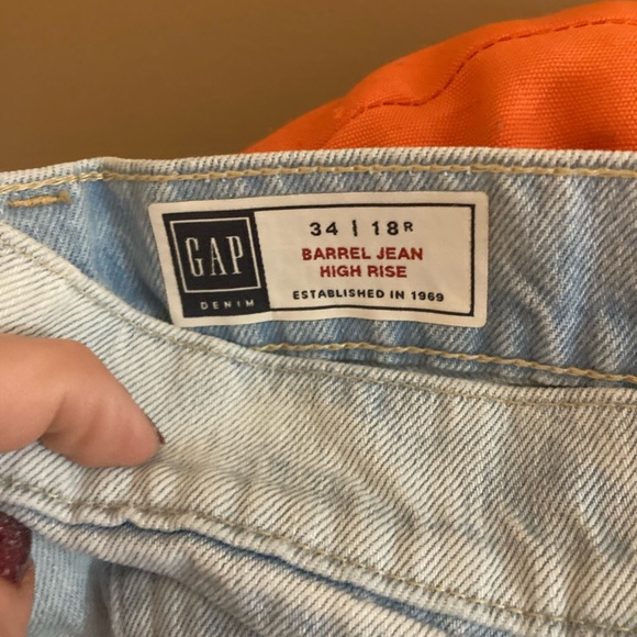 Gap high rise jeans - Picture 2 of 2
